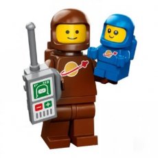 N° 03 LEGO® Astronaute brun et Spacebaby